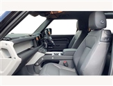 Land Rover Defender Image 3