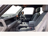 Land Rover Defender Image 3