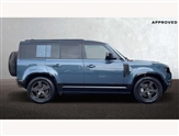 Land Rover Defender Image 6