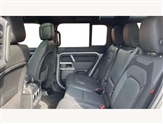 Land Rover Defender Image 4