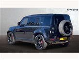 Land Rover Defender Image 2