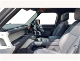 Land Rover Defender Image 3