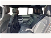 Land Rover Defender Image 4