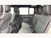 Land Rover Defender Image 4