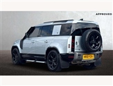Land Rover Defender Image 2