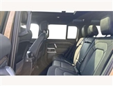 Land Rover Defender Image 4