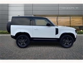 Land Rover Defender Image 6