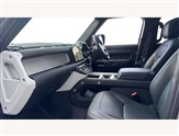 Land Rover Defender Image 3