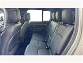 Land Rover Defender Image 4