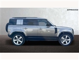 Land Rover Defender Image 6