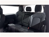 Land Rover Defender Image 4