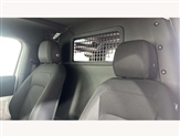 Land Rover Defender Image 4