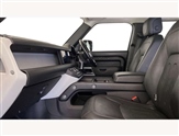 Land Rover Defender Image 5