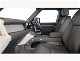 Land Rover Defender Image 3