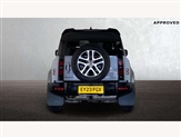 Land Rover Defender Image 6