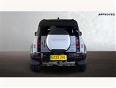 Land Rover Defender Image 6