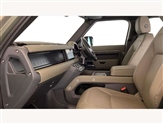 Land Rover Defender Image 3