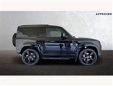 Land Rover Defender Image 5