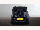 Land Rover Defender Image 6