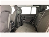Land Rover Defender Image 4