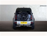 Land Rover Defender Image 6