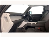 Land Rover Defender Image 3