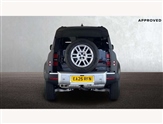 Land Rover Defender Image 6