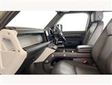 Land Rover Defender Image 3
