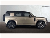 Land Rover Defender Image 5