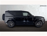 Land Rover Defender Image 5