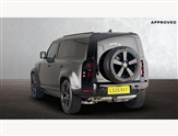 Land Rover Defender Image 2