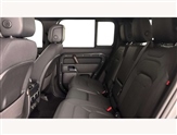 Land Rover Defender Image 4