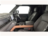 Land Rover Defender Image 3