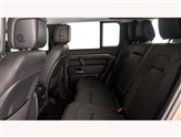 Land Rover Defender Image 4