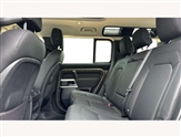 Land Rover Defender Image 4