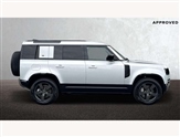 Land Rover Defender Image 6