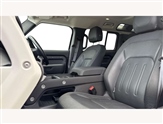 Land Rover Defender Image 3
