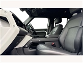 Land Rover Defender Image 3