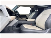 Land Rover Defender Image 3