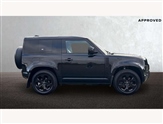 Land Rover Defender Image 6