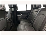 Land Rover Defender Image 4