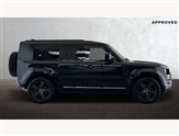 Land Rover Defender Image 5