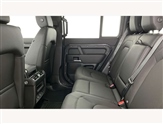 Land Rover Defender Image 4