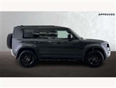 Land Rover Defender Image 5