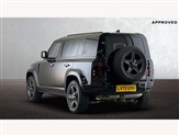Land Rover Defender Image 2