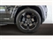 Land Rover Defender Image 8