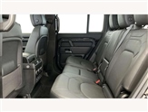 Land Rover Defender Image 4