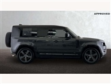 Land Rover Defender Image 5