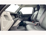 Land Rover Defender Image 3