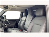 Land Rover Defender Image 4
